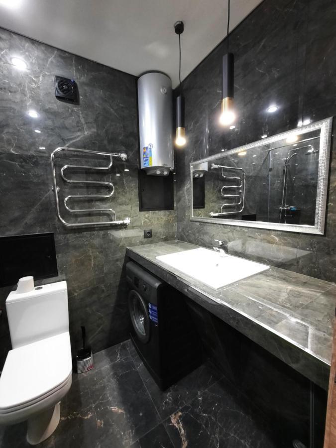 Исы Байзакова 133 Apartment พาฟโลดาร์ ภายนอก รูปภาพ