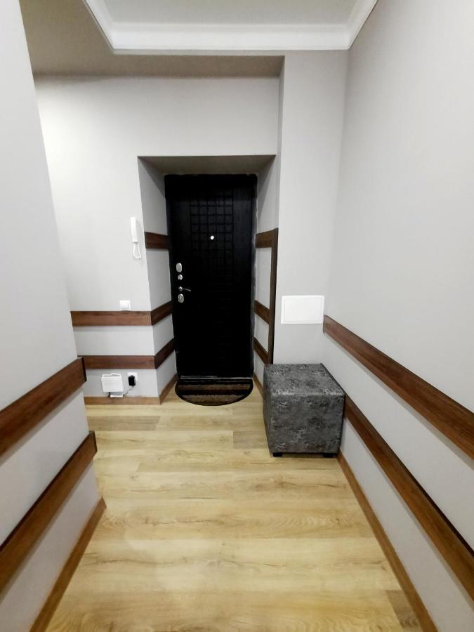 Исы Байзакова 133 Apartment พาฟโลดาร์ ภายนอก รูปภาพ